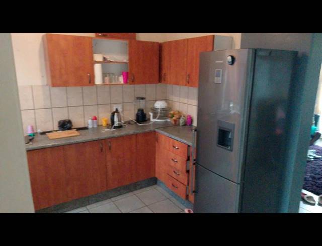 1 BEDROOM APARTMENT FOR SALE IN EDLEEN